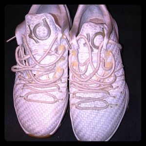 Kd sneakers fairly new